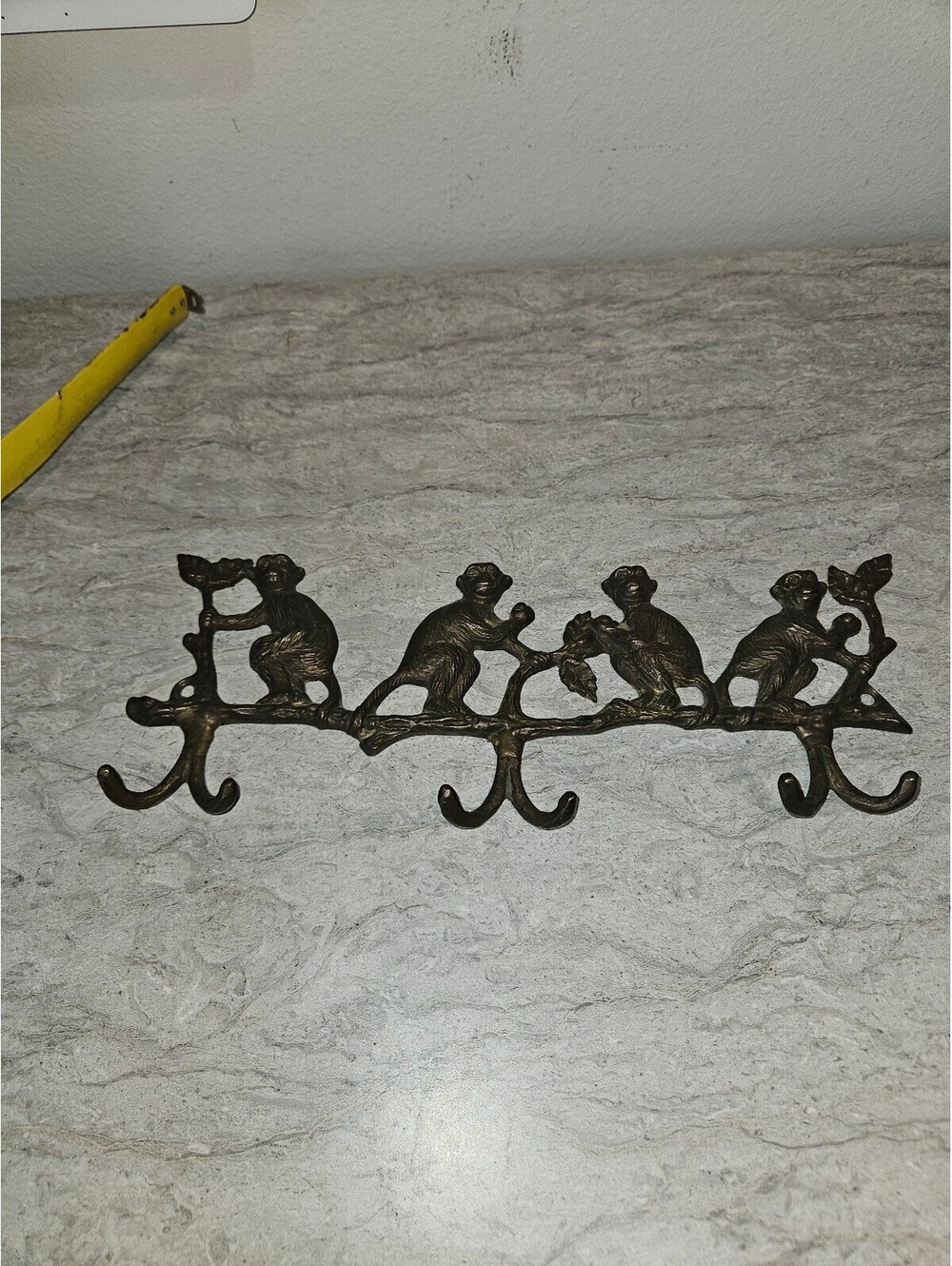 Vintage Cast Iron Monkey Wall Hook Rack with 3 Hooks